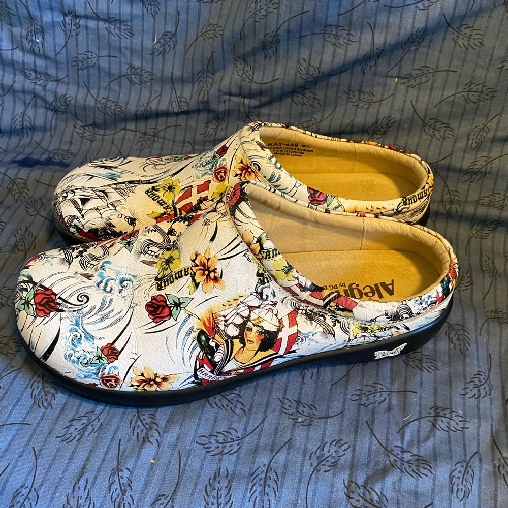 Alegria Kayla tattoo flash art professional leather mules 41